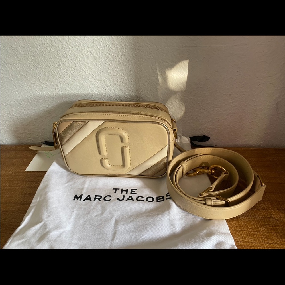 EUC Marc Jacobs Moto Shot 21